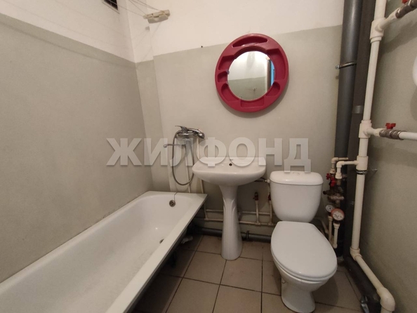 
  Продается 1-комн. квартира, 34.7 м², Западная 5-я ул
. Фото 5.