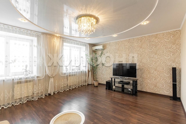 
  Продается 3-комн. квартира, 86.2 м², Павловский тракт
. Фото 1.