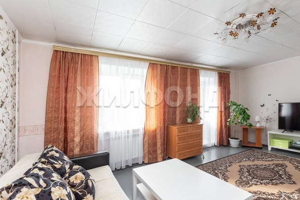 
  Продается 4-комн. квартира, 79.2 м², Комсомольская ул
. Фото 2.