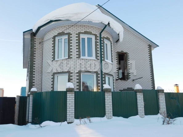 
  Продается дом, 200 м², Барнаул
. Фото 2.