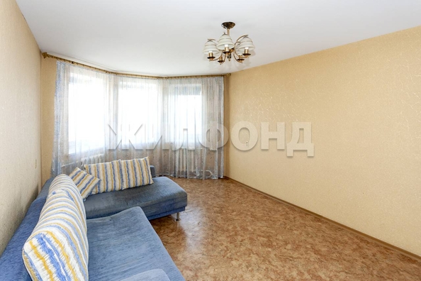 
  Продается 1-комн. квартира, 42.7 м², Сухэ-Батора ул, д. 21
. Фото 3.