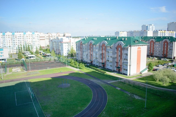 
  Продается 1-комн. квартира, 28.3 м², Лазурная ул, д. 41
. Фото 6.