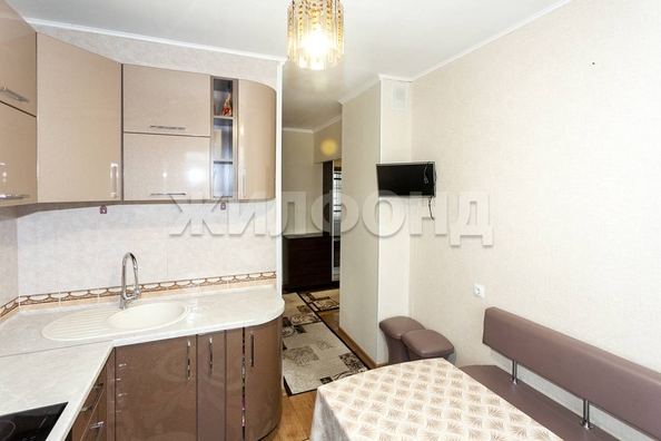 
  Продается 2-комн. квартира, 53.6 м², Лазурная ул, д. 22
. Фото 3.