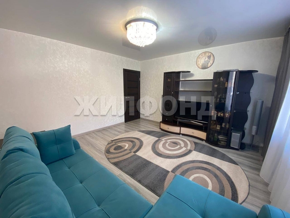 
  Продается 2-комн. квартира, 55.7 м², Солнечная Поляна ул, д. 35
. Фото 3.