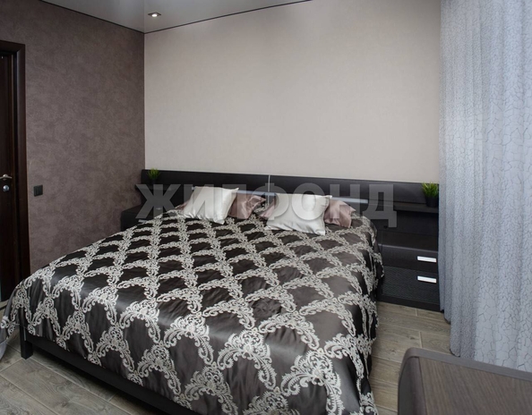
  Продается 2-комн. квартира, 61.6 м², Попова ул, д. 100
. Фото 11.