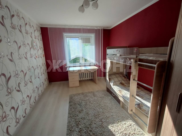 
  Продается 3-комн. квартира, 64.1 м², Малахова ул, д. 33
. Фото 5.