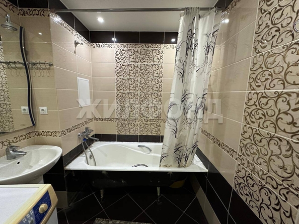 
  Продается 3-комн. квартира, 84.5 м², 40 лет Победы ул, д. 40
. Фото 10.