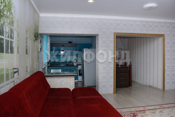 
  Продается дом, 200 м², Барнаул
. Фото 2.