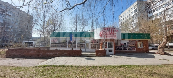 
  Продается универсальное помещение, 100 м², Попова ул, д. 94а
. Фото 1.