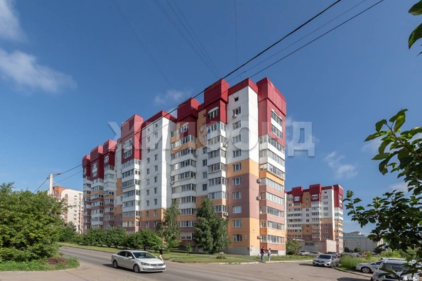 
  Продается 2-комн. квартира, 59 м², Лазурная ул
. Фото 35.