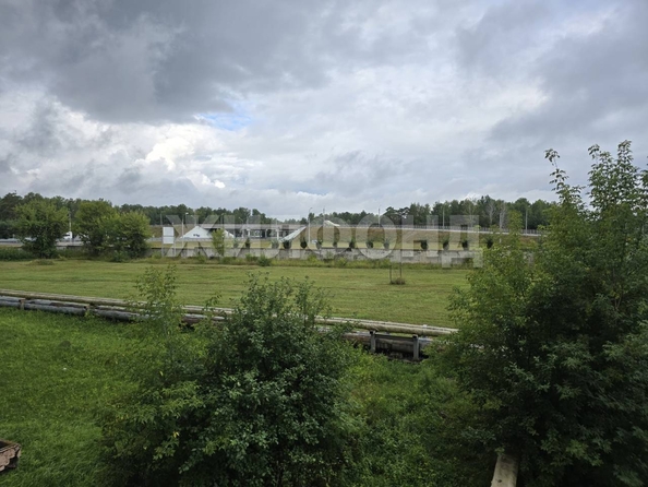 
  Продается 2-комн. квартира, 53.6 м², Победы ул, д. 4
. Фото 8.