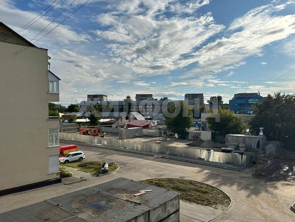 
  Продается 3-комн. квартира, 55 м², Пионеров ул, д. 7
. Фото 4.