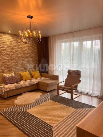 
  Продается 3-комн. квартира, 66.7 м², Солнечная Поляна ул
. Фото 3.