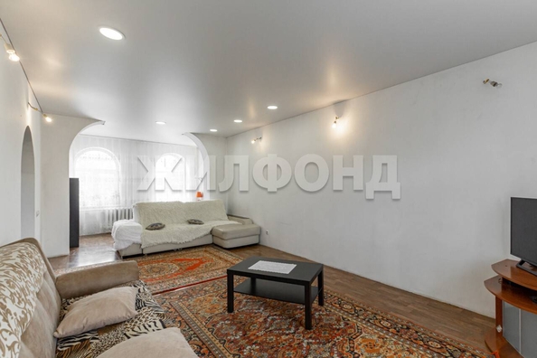 
  Продается дом, 263 м², село Власиха
. Фото 4.