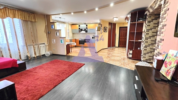 
  Продается 3-комн. квартира, 83.5 м², Антона Петрова ул, д. 246
. Фото 1.
