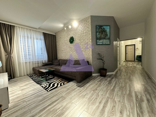 
  Продается 4-комн. квартира, 127 м², Папанинцев ул, д. 134
. Фото 8.