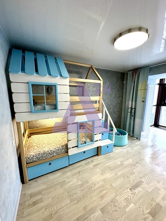 
  Продается 3-комн. квартира, 82 м², Малахова ул, д. 44
. Фото 2.