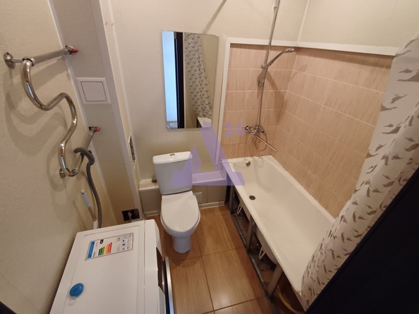 
  Продается 1-комн. квартира, 32.8 м², Челюскинцев ул, д. 76
. Фото 8.