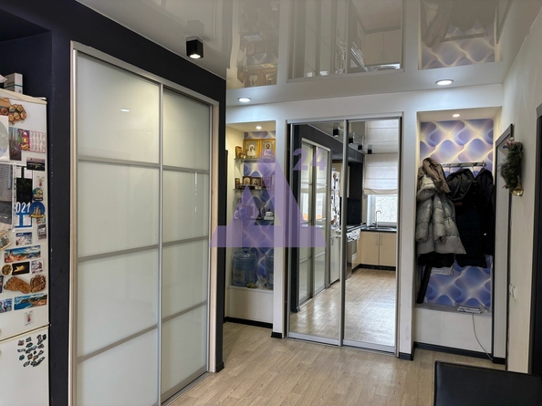 
  Продается 3-комн. квартира, 61.5 м², Островского ул, д. 10
. Фото 7.