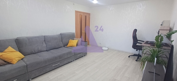 
  Продается 2-комн. квартира, 51 м², Космонавтов ул, д. 20
. Фото 4.
