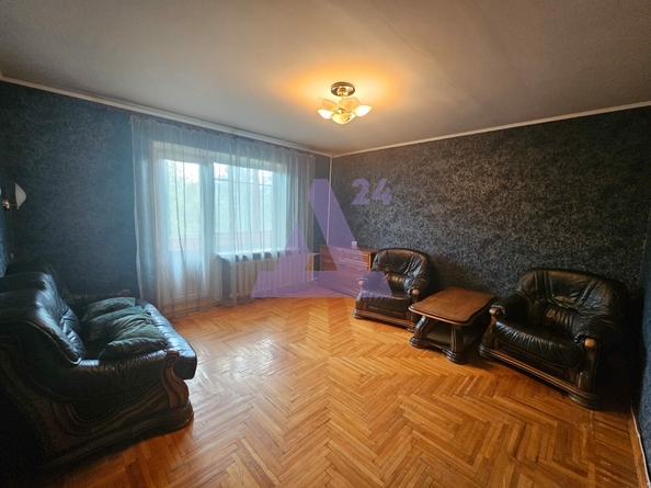 
  Продается 3-комн. квартира, 70 м², Строителей пр-кт, д. 34
. Фото 1.