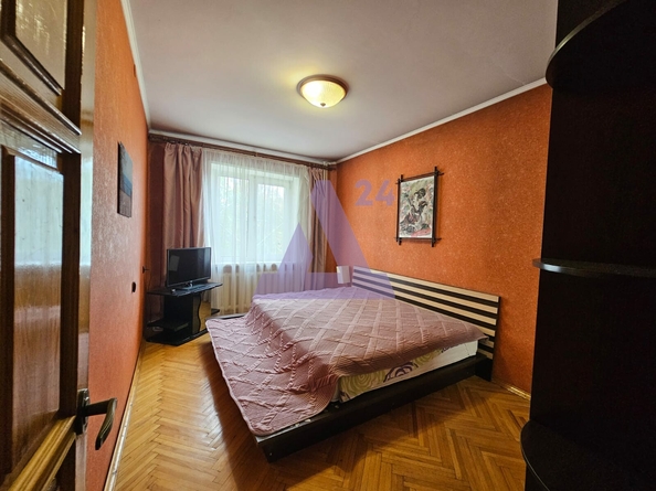 
  Продается 3-комн. квартира, 70 м², Строителей пр-кт, д. 34
. Фото 3.