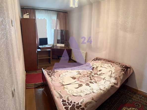 
  Продается 4-комн. квартира, 78 м², Солнечная Поляна ул, д. 21
. Фото 8.