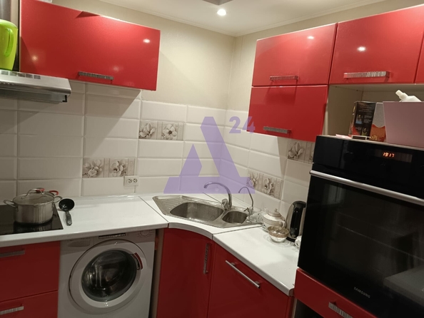 
  Продается 4-комн. квартира, 51.3 м², Солоновская ул, д. 32
. Фото 2.