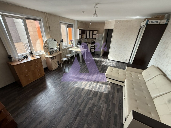 
  Продается 1-комн. квартира, 37.6 м², Балтийская ул, д. 104
. Фото 2.