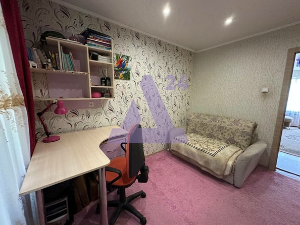 
  Продается 3-комн. квартира, 54 м², Георгия Исакова ул, д. 232
. Фото 8.