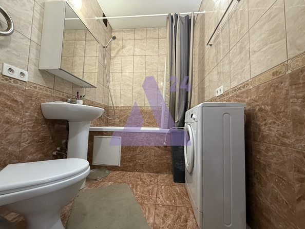 
  Продается 1-комн. квартира, 37 м², Пролетарская ул, д. 148
. Фото 9.
