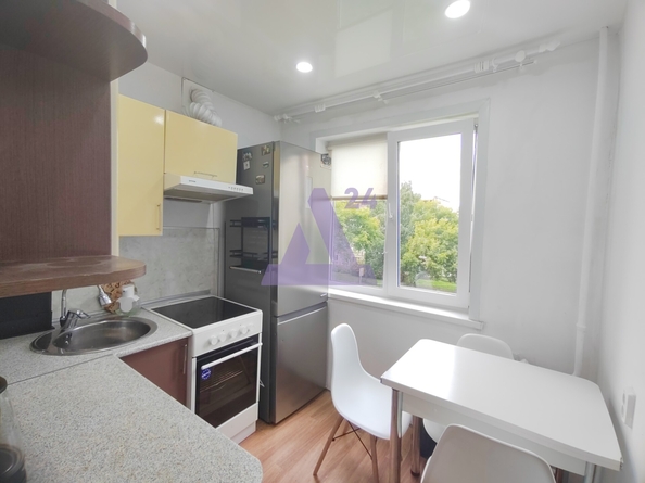
  Продается 4-комн. квартира, 60.8 м², 7 (Северный мкр) кв-л, д. 14
. Фото 3.
