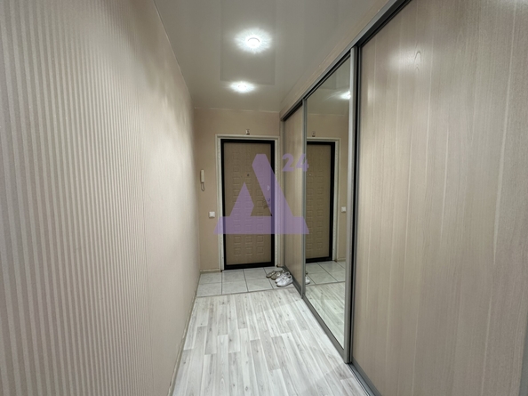 
  Продается 2-комн. квартира, 46 м², Солнечная Поляна ул, д. 105
. Фото 6.