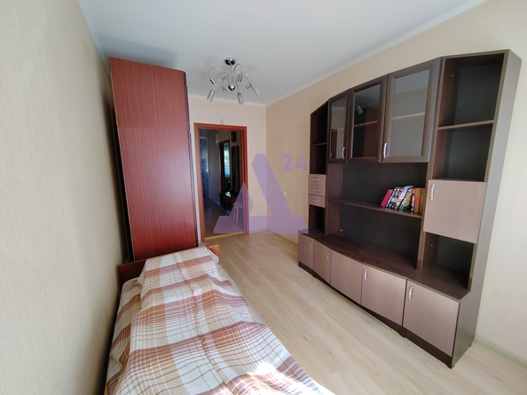 
  Продается 3-комн. квартира, 60.9 м², 50 лет СССР ул, д. 37
. Фото 7.
