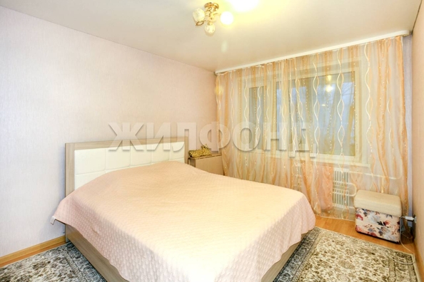
  Продается 3-комн. квартира, 66 м², Юрина ул
. Фото 12.