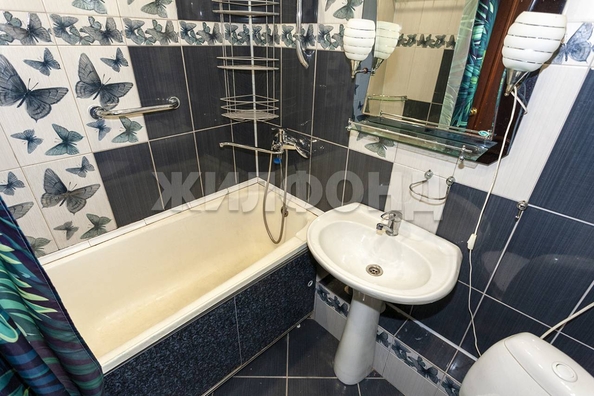 
  Продается 3-комн. квартира, 62 м², Островского ул
. Фото 8.