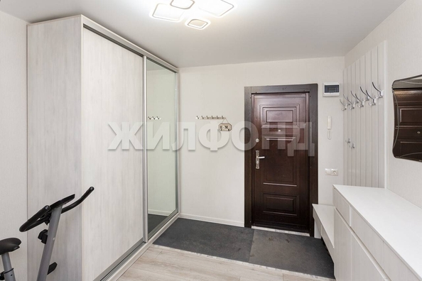 
  Продается 3-комн. квартира, 73.9 м², Малахова ул
. Фото 1.