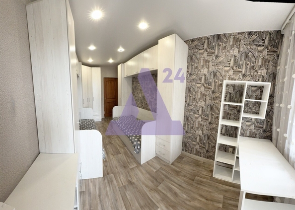 
  Продается 3-комн. квартира, 60 м², Шукшина ул, д. 15
. Фото 8.