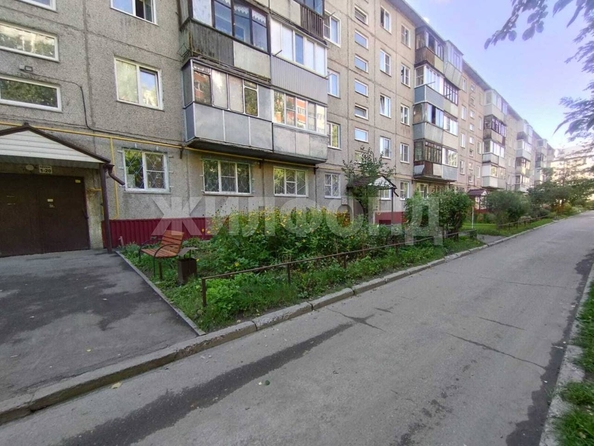 
  Продается 3-комн. квартира, 53 м², Антона Петрова ул
. Фото 6.