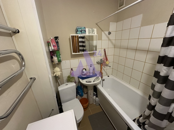 
  Продается 1-комн. квартира, 30 м², Островского ул, д. 4А
. Фото 2.