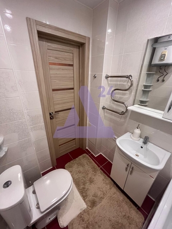 
  Продается 1-комн. квартира, 43 м², Лазурная ул, д. 58
. Фото 13.