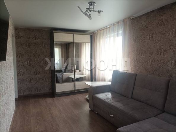 
  Продается 3-комн. квартира, 62.8 м², Майская ул
. Фото 1.