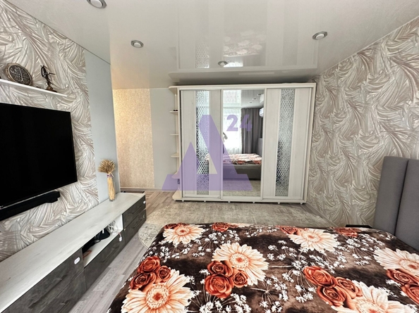 
  Продается 2-комн. квартира, 42 м², Челюскинцев ул, д. 67
. Фото 9.