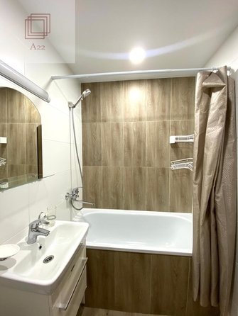 
  Продается 2-комн. квартира, 48 м², Антона Петрова/Островского ул, д. 214
. Фото 1.