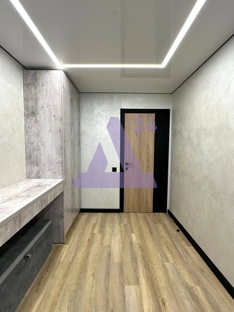 
  Продается 4-комн. квартира, 89.5 м², Малахова ул, д. 118
. Фото 3.