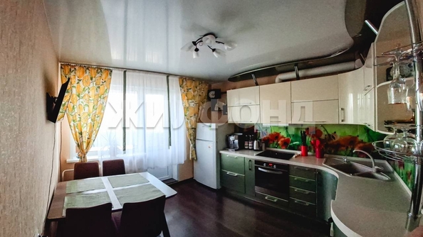 
  Продается 2-комн. квартира, 69 м², Новороссийская ул
. Фото 6.