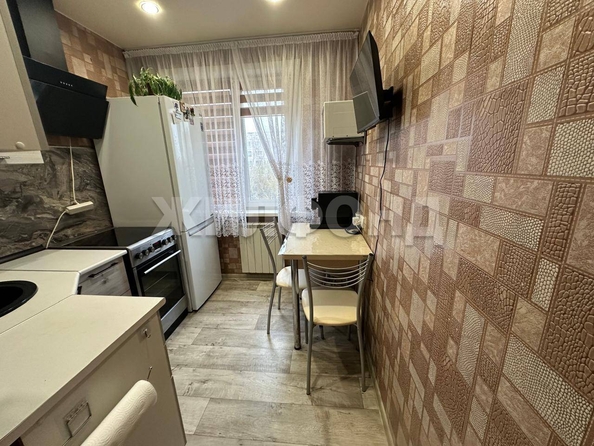 
  Продается 2-комн. квартира, 40.1 м², Юрина ул
. Фото 2.
