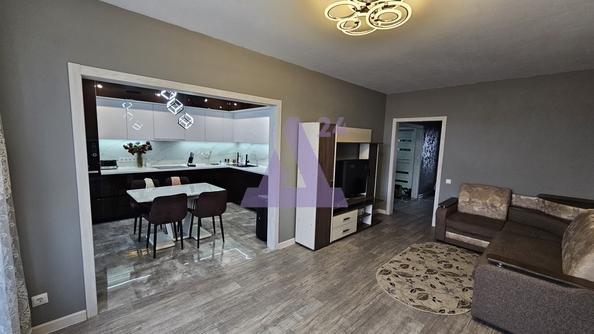 
  Продается 3-комн. квартира, 85.3 м², Солнечная Поляна ул, д. 94
. Фото 4.