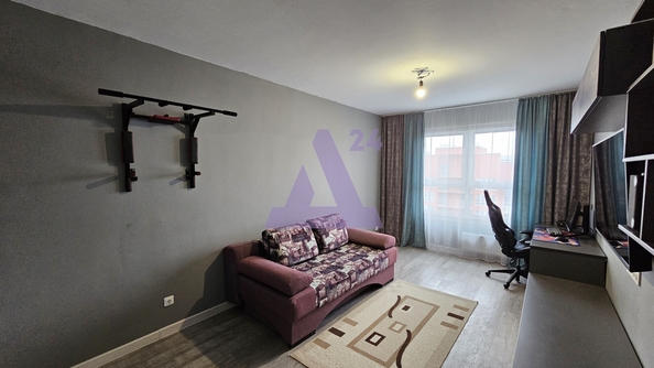
  Продается 3-комн. квартира, 85.3 м², Солнечная Поляна ул, д. 94
. Фото 9.