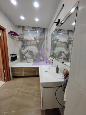 
  Продается 4-комн. квартира, 97.4 м², Новгородская ул, д. 26А
. Фото 15.